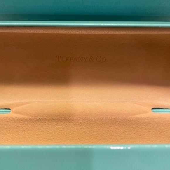 Tiffany & Co. Glasses case and gift box - Picture 4 of 4